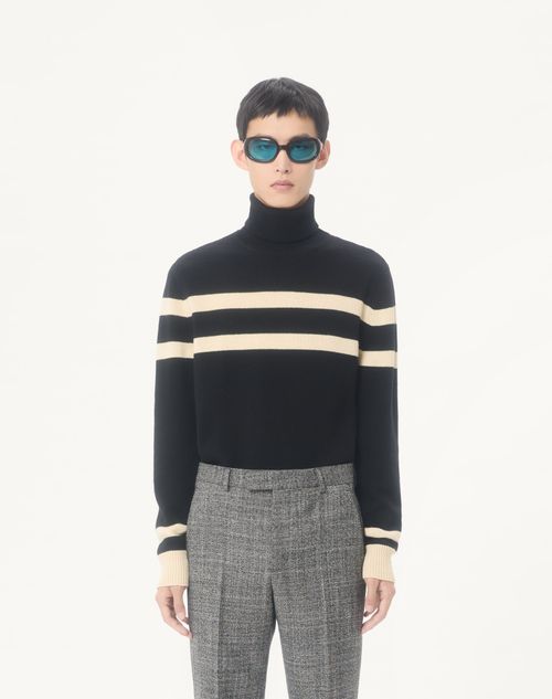 Valentino - Vロゴエンブロイダリー ウール ハイネック ニットプル - ブラック/バター - メンズ - ニット